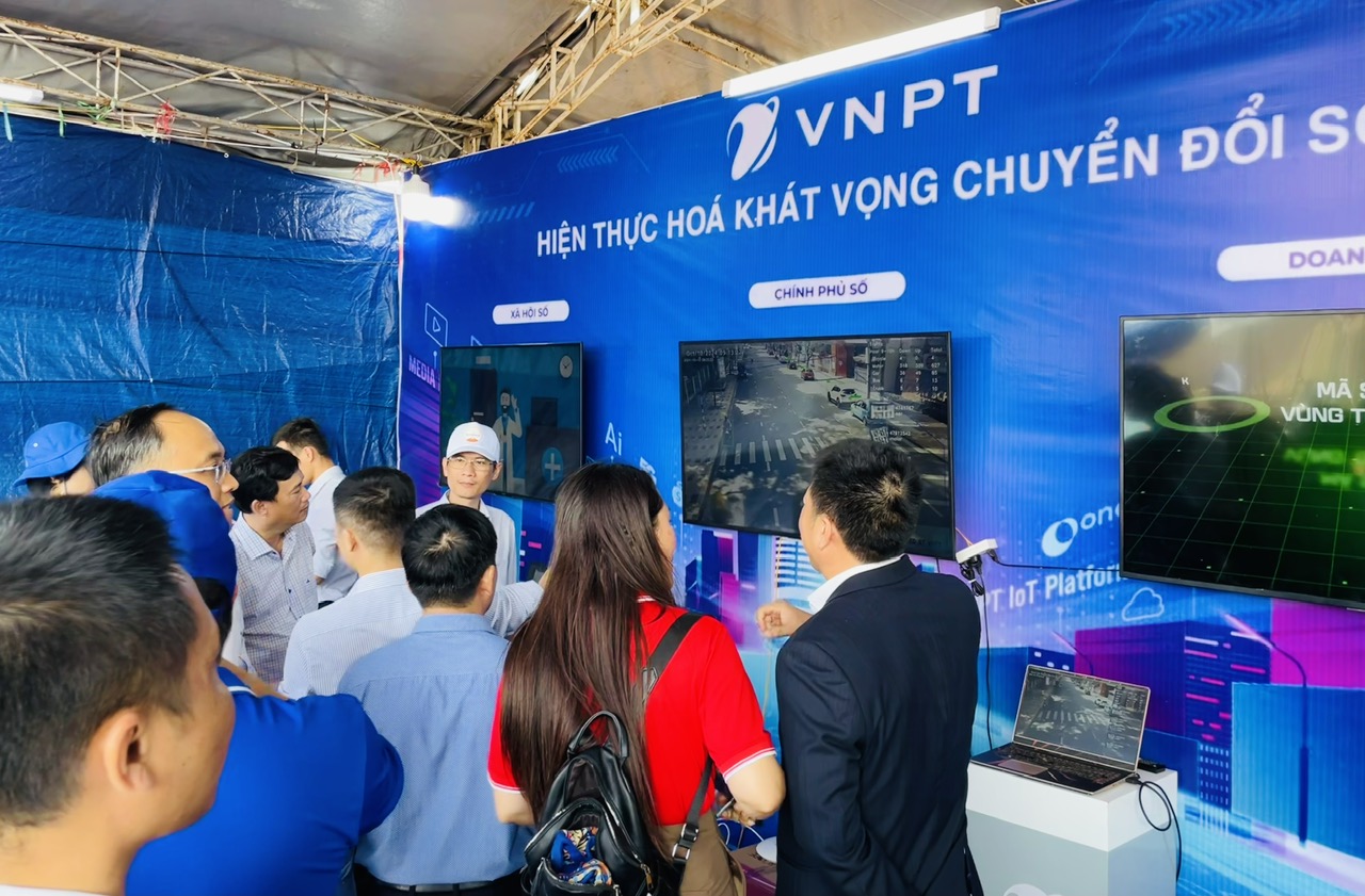 VNPT Đắk Lắk Tham Gia Ngày Hội Chuyển Đổi Số Huyện Krông Pắc Năm 2024