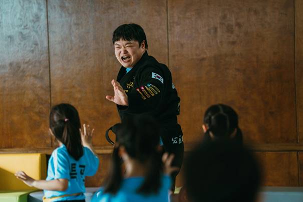 img_editor_2512010952031886_1